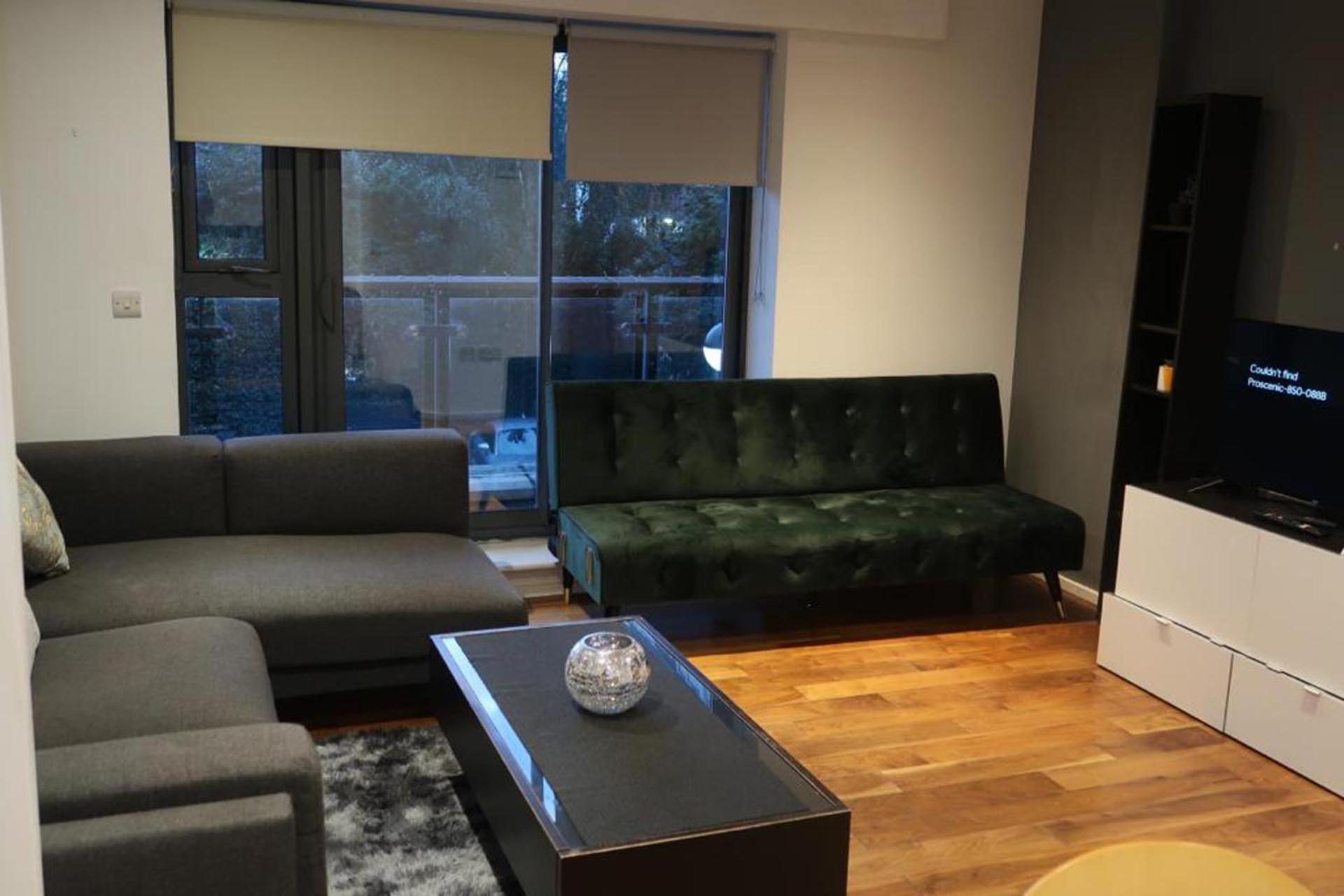 Immaculate 1-Bed Apartment In London Bagian luar foto